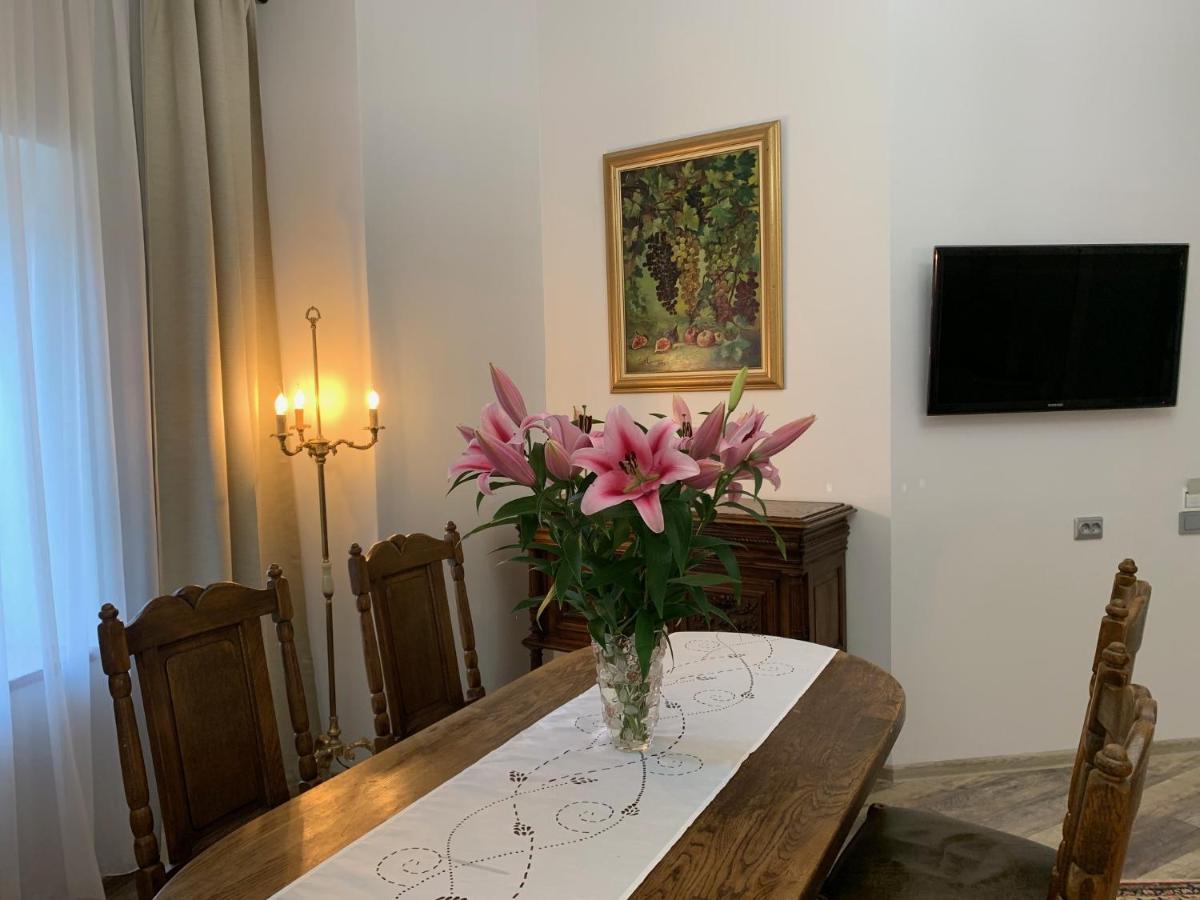 Nb Apartments Riga Old Town Ngoại thất bức ảnh